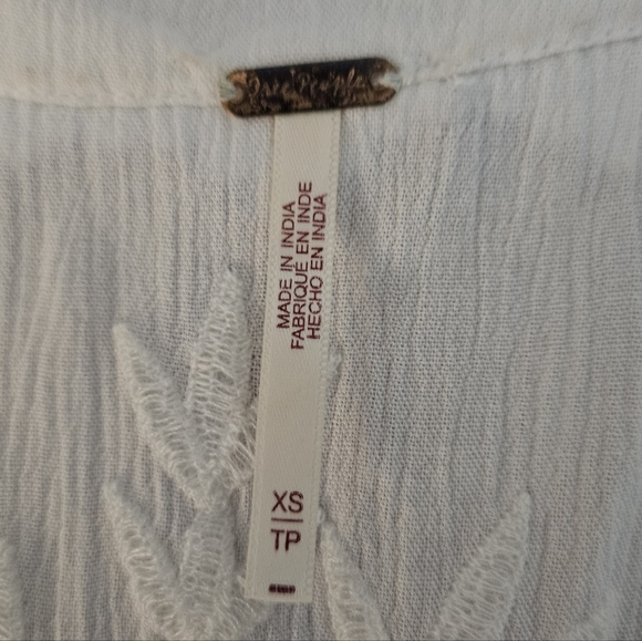 Free People Marissa Embroidered Cutout Ruffle Sleeve Mini Dress Oversize V-Neck - Picture 13 of 15